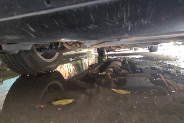 Used Mercedes-Benz Viano 2015 3.0L Partner Edition Chassis Front Right