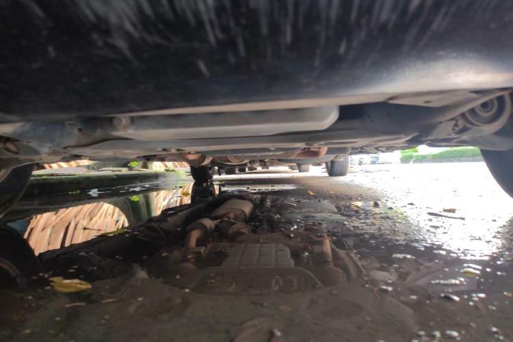 Used Mercedes-Benz Viano 2015 3.0L Partner Edition Chassis Front