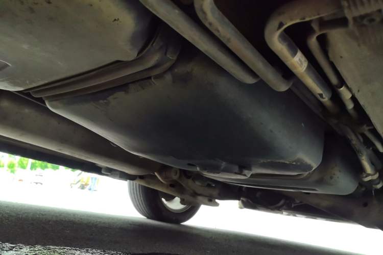 Used Mercedes-Benz Viano 2015 3.0L Partner Edition Chassis Rear Left