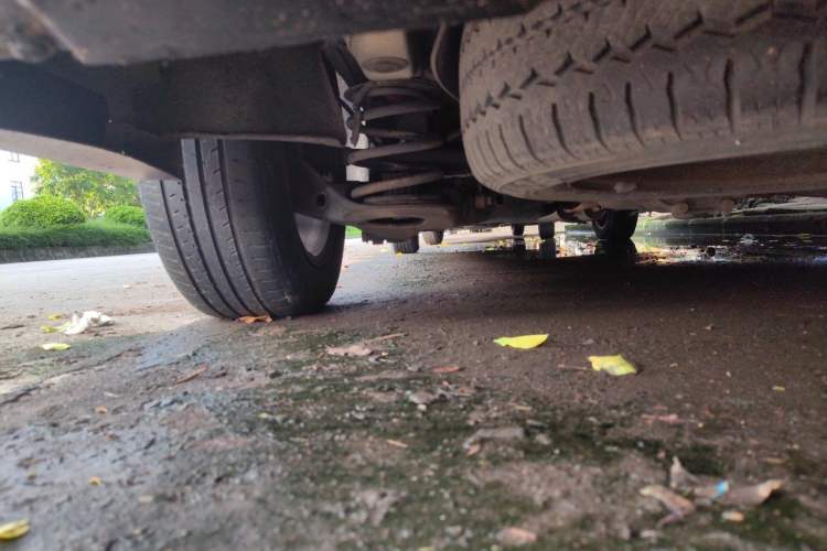 Used Mercedes-Benz Viano 2015 3.0L Partner Edition Chassis Rear Left