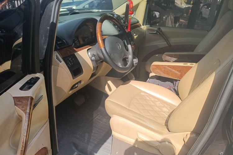 Used Mercedes-Benz Viano 2015 3.0L Partner Edition Driver Seat