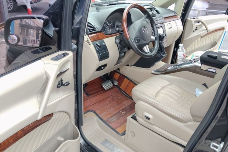 Used Mercedes-Benz Viano 2015 3.0L Partner Edition Driver Seat