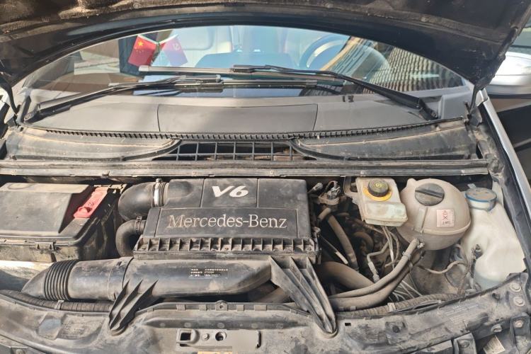Used Mercedes-Benz Viano 2015 3.0L Partner Edition Engine Bay