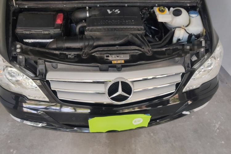 Used Mercedes-Benz Viano 2015 3.0L Partner Edition Engine Bay