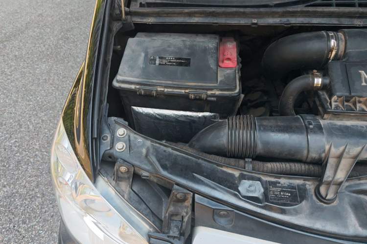 Used Mercedes-Benz Viano 2015 3.0L Partner Edition Engine Bay Right
