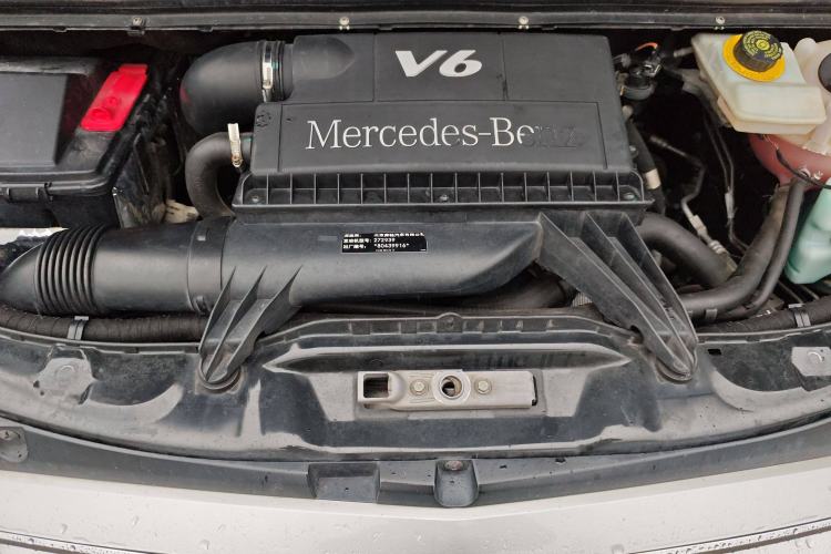 Used Mercedes-Benz Viano 2015 3.0L Partner Edition Engine Bay