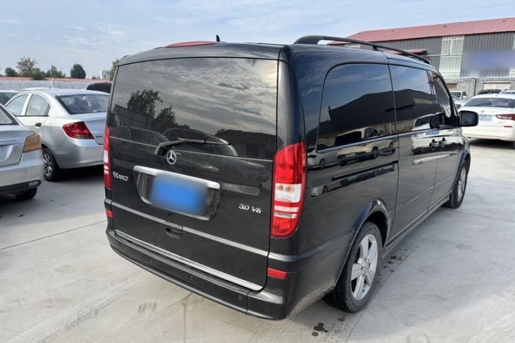 Used Mercedes-Benz Viano 2015 3.0L Partner Edition Exterior 5