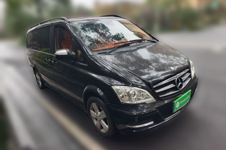 Used Mercedes-Benz Viano 2015 3.0L Partner Edition Front Right 45 Deg