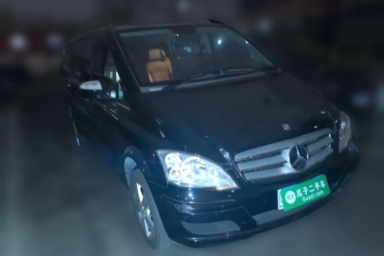 Used Mercedes-Benz Viano 2015 3.0L Partner Edition Front Right 45 Deg