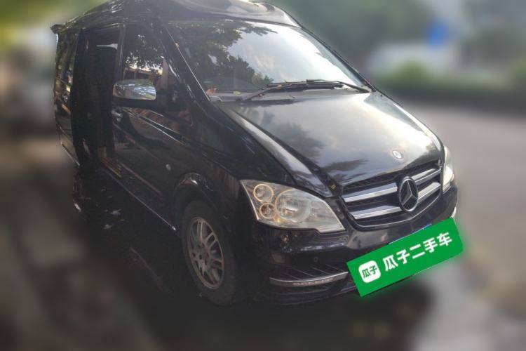 Used Mercedes-Benz Viano 2015 3.0L Partner Edition Front Right 45 Deg