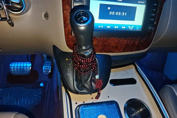 Used Mercedes-Benz Viano 2015 3.0L Partner Edition Gear Lever