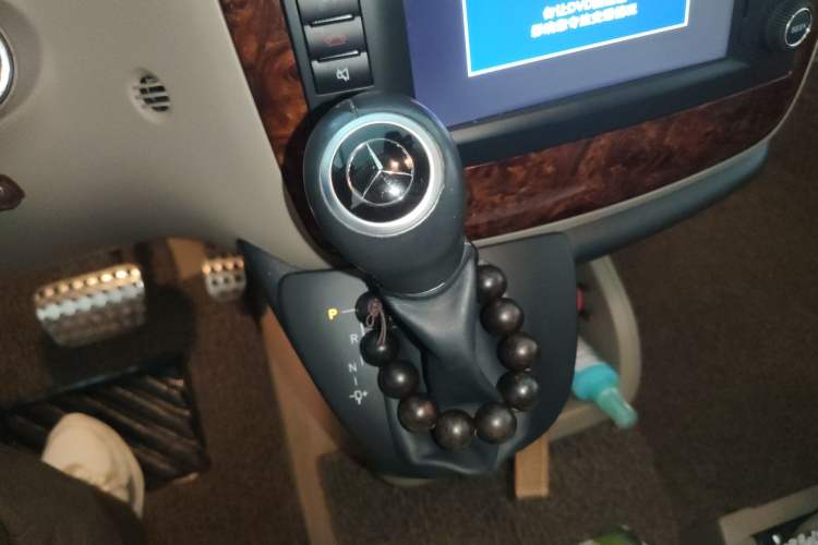 Used Mercedes-Benz Viano 2015 3.0L Partner Edition Gear Lever