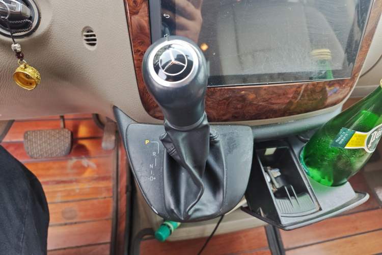 Used Mercedes-Benz Viano 2015 3.0L Partner Edition Gear Lever