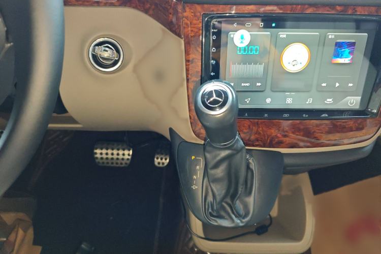 Used Mercedes-Benz Viano 2015 3.0L Partner Edition Gear Lever