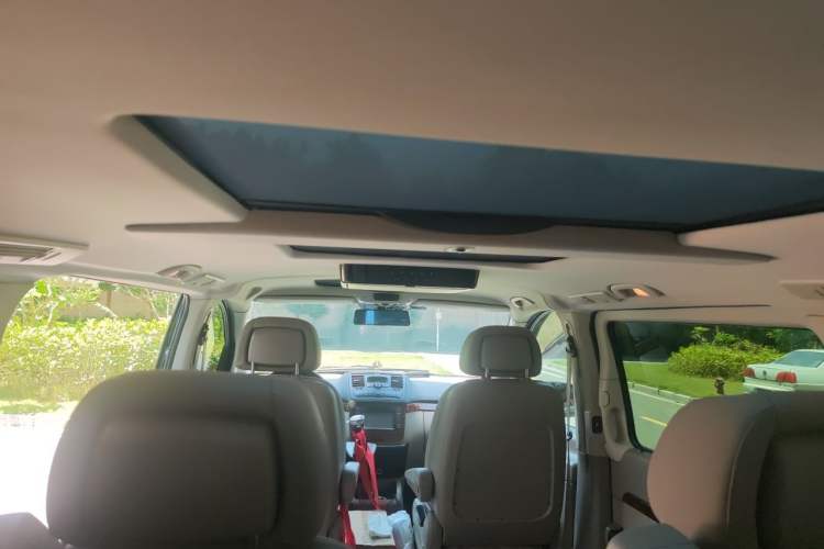 Used Mercedes-Benz Viano 2015 3.0L Partner Edition Headliner