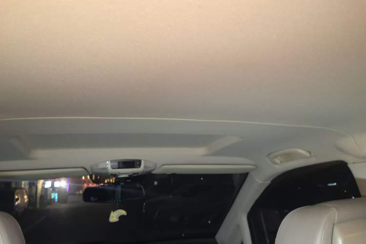 Used Mercedes-Benz Viano 2015 3.0L Partner Edition Headliner