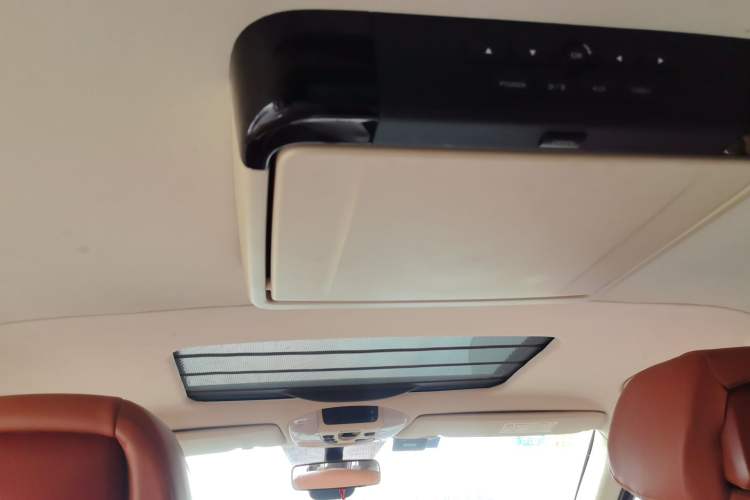 Used Mercedes-Benz Viano 2015 3.0L Partner Edition Headliner