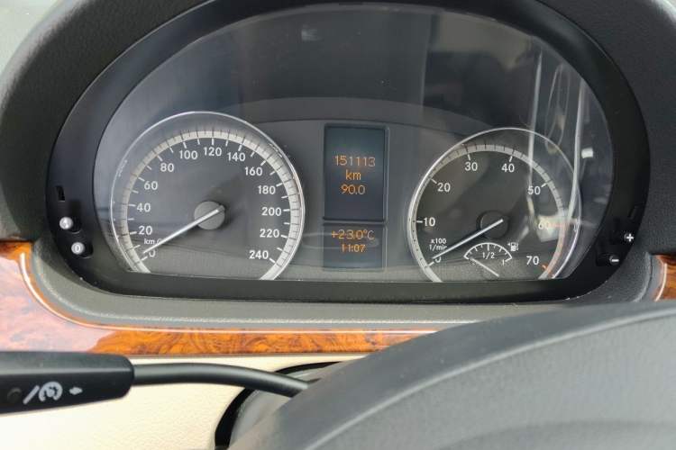 Used Mercedes-Benz Viano 2015 3.0L Partner Edition Instrument Cluster