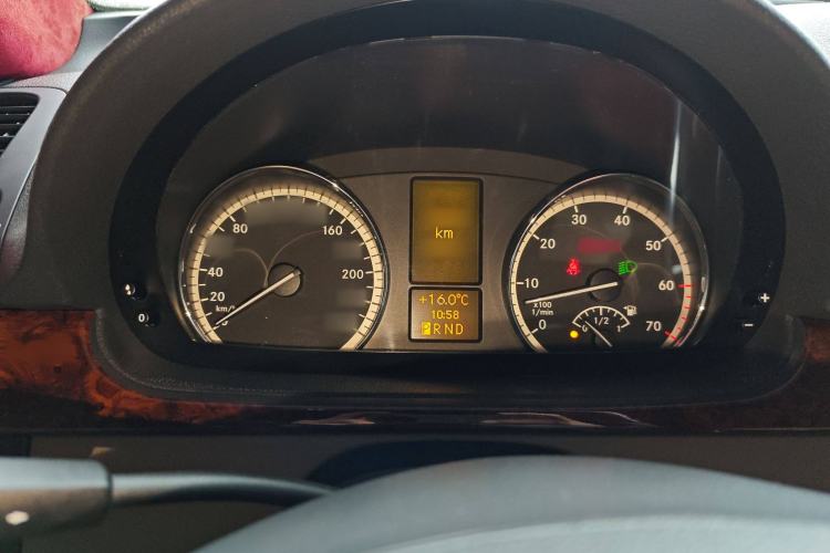 Used Mercedes-Benz Viano 2015 3.0L Partner Edition Instrument Cluster