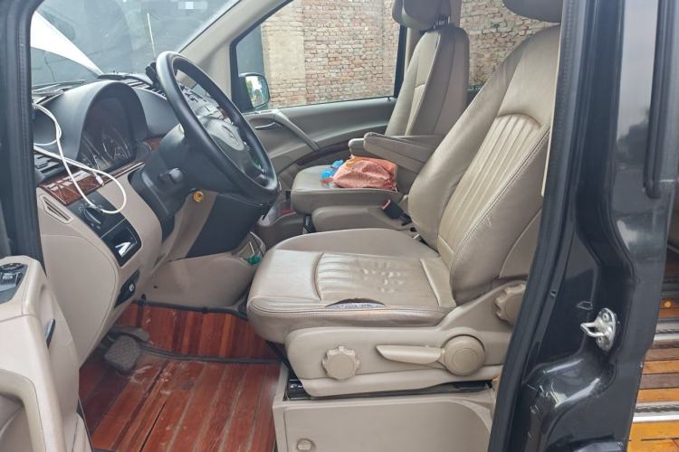 Used Mercedes-Benz Viano 2015 3.0L Partner Edition Left Front Seat