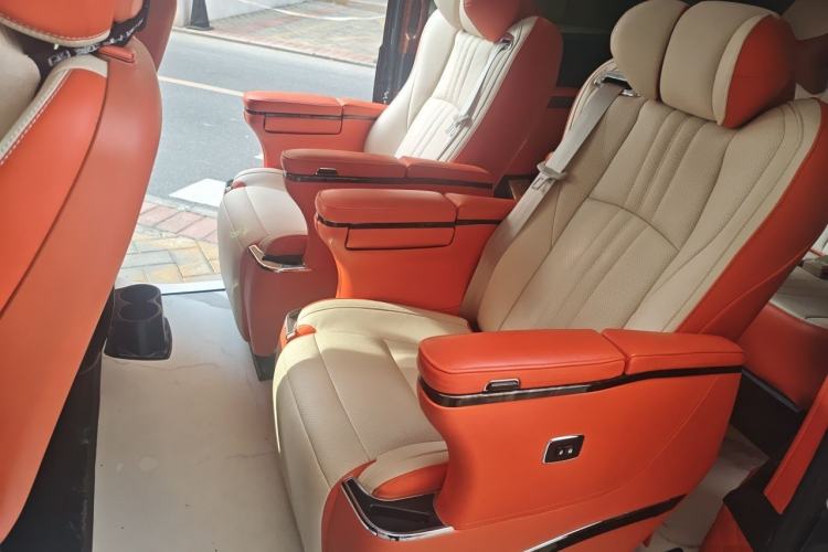 Used Mercedes-Benz Viano 2015 3.0L Partner Edition Left Rear Seat