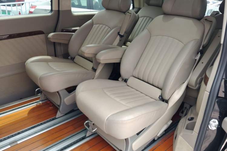Used Mercedes-Benz Viano 2015 3.0L Partner Edition Left Rear Seat