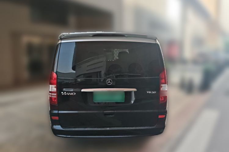 Used Mercedes-Benz Viano 2015 3.0L Partner Edition Rear