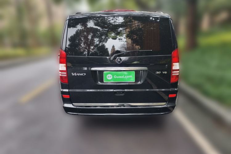 Used Mercedes-Benz Viano 2015 3.0L Partner Edition Rear