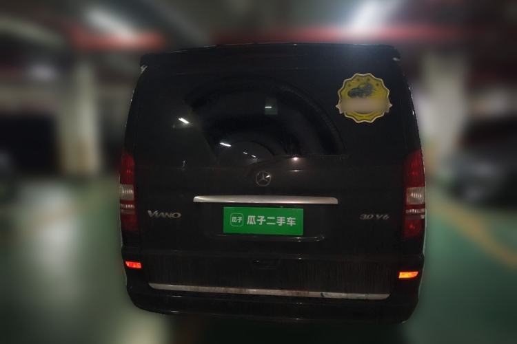 Used Mercedes-Benz Viano 2015 3.0L Partner Edition Rear