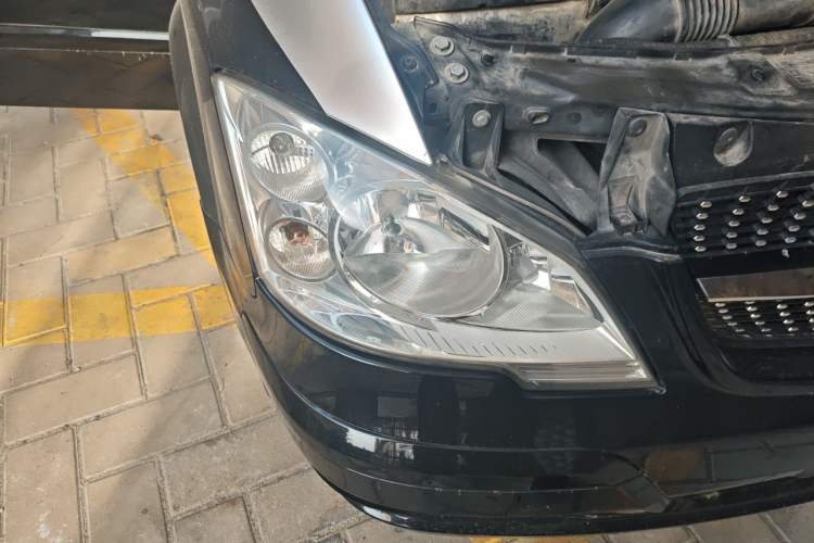 Used Mercedes-Benz Viano 2015 3.0L Partner Edition Right Front Headlight