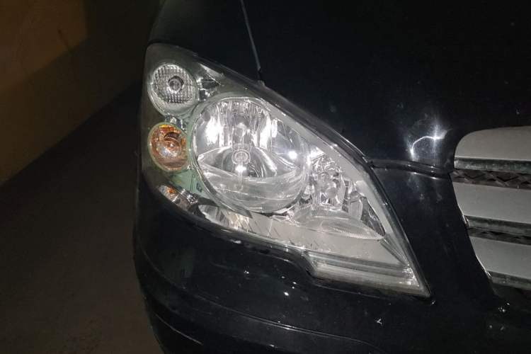 Used Mercedes-Benz Viano 2015 3.0L Partner Edition Right Front Headlight