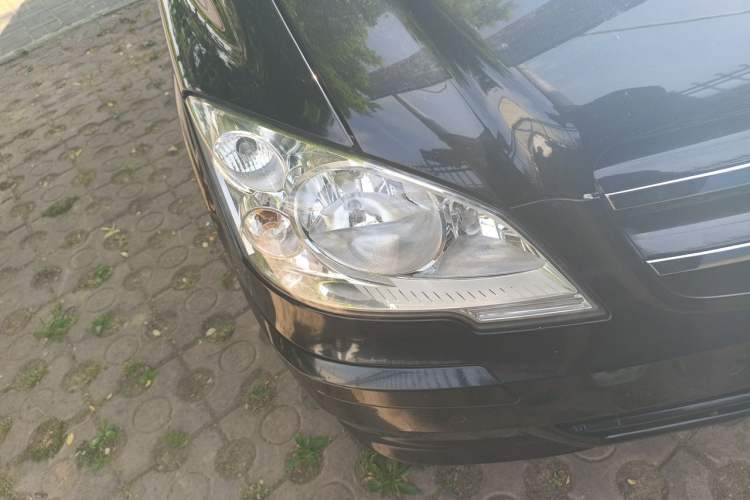 Used Mercedes-Benz Viano 2015 3.0L Partner Edition Right Front Headlight