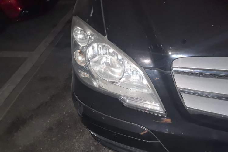 Used Mercedes-Benz Viano 2015 3.0L Partner Edition Right Front Headlight