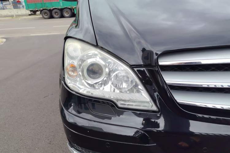 Used Mercedes-Benz Viano 2015 3.0L Partner Edition Right Front Headlight