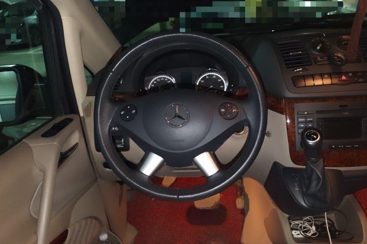 Used Mercedes-Benz Viano 2015 3.0L Partner Edition Steering Wheel