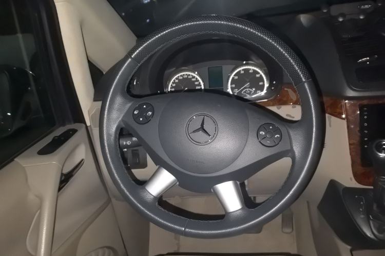 Used Mercedes-Benz Viano 2015 3.0L Partner Edition Steering Wheel