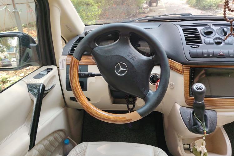 Used Mercedes-Benz Viano 2015 3.0L Partner Edition Steering Wheel