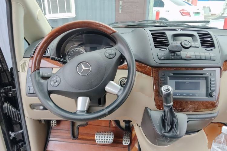 Used Mercedes-Benz Viano 2015 3.0L Partner Edition Steering Wheel
