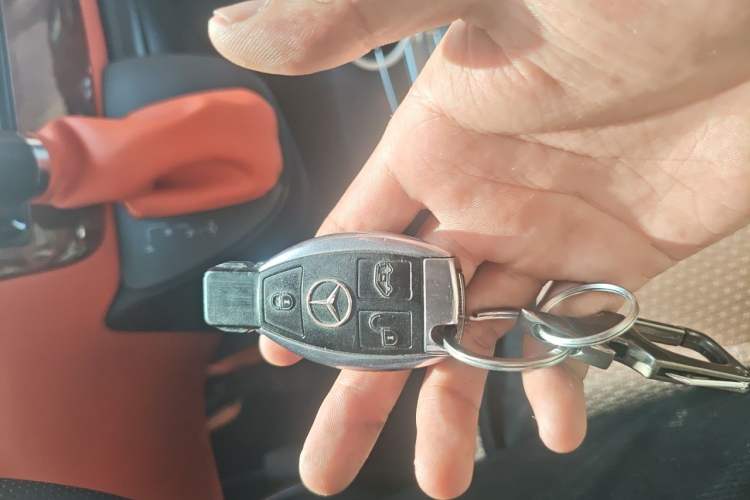 Used Mercedes-Benz Viano 2015 3.0L Partner Edition Vehicle Key