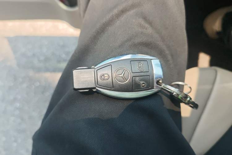 Used Mercedes-Benz Viano 2015 3.0L Partner Edition Vehicle Key