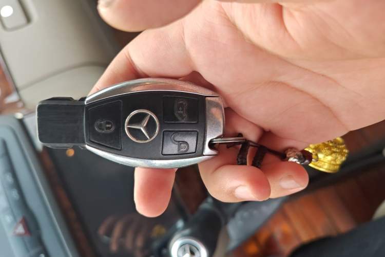 Used Mercedes-Benz Viano 2015 3.0L Partner Edition Vehicle Key