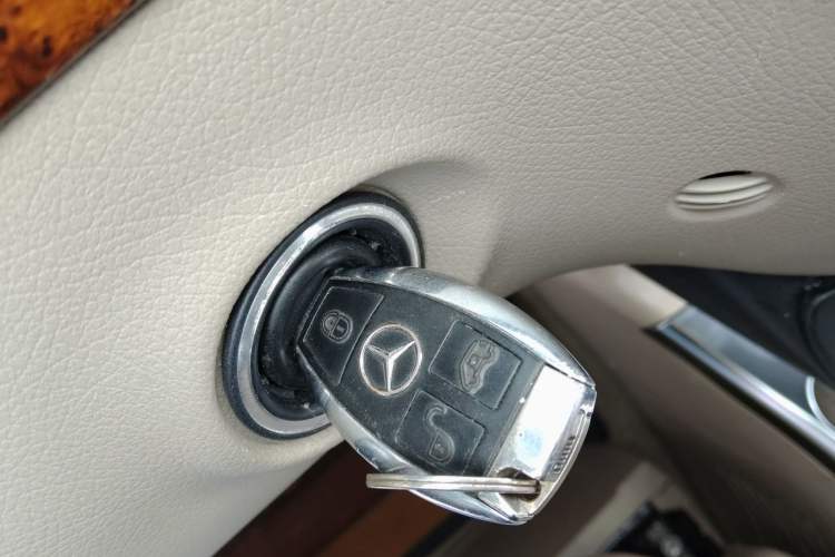 Used Mercedes-Benz Viano 2015 3.0L Partner Edition Vehicle Key