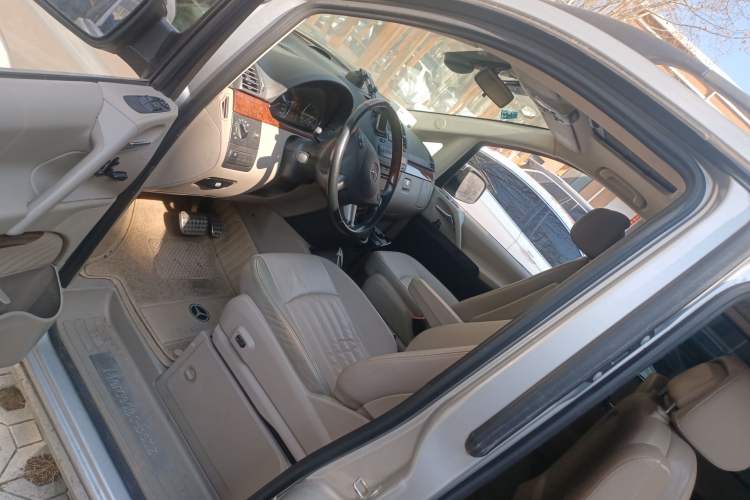 Used Mercedes-Benz Viano 2015 3.0L Partner Edition Driver Seat