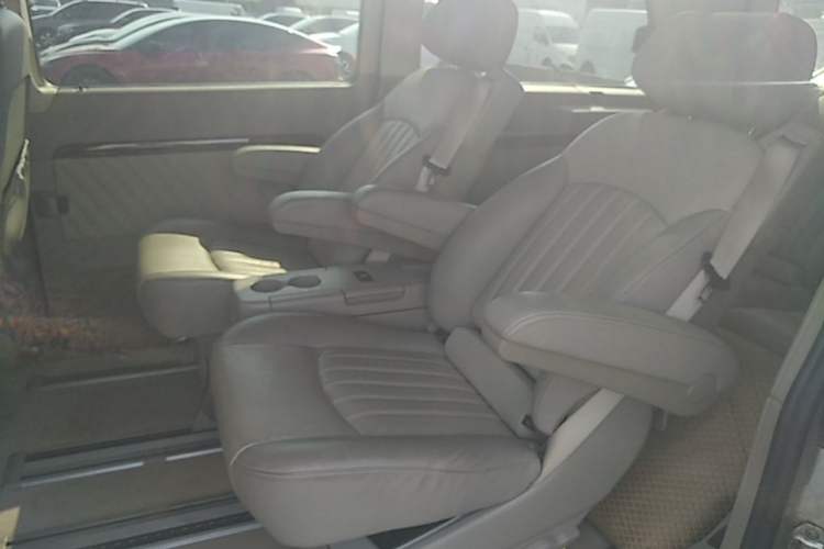 Used Mercedes-Benz Viano 2015 3.0L Partner Edition Left Rear Seat