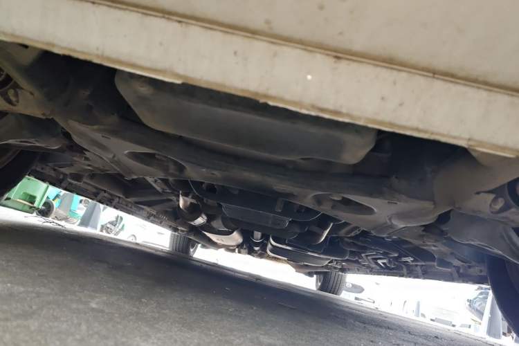 Used Mercedes-Benz Viano 2015 3.0L Partner Edition Chassis Front