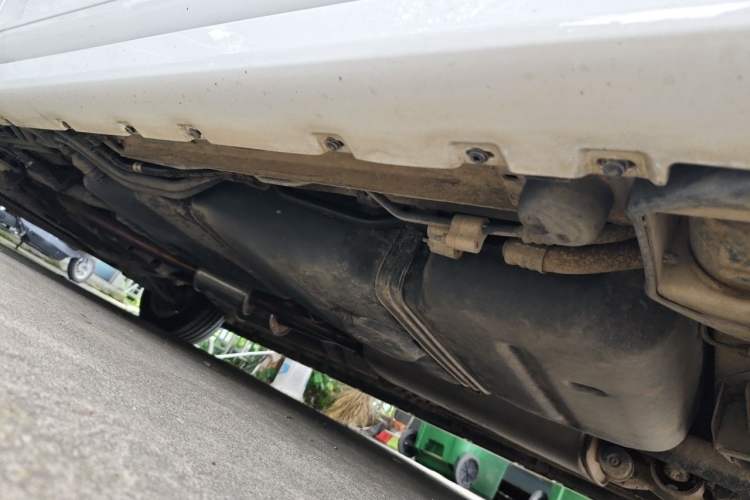 Used Mercedes-Benz Viano 2015 3.0L Partner Edition Chassis Rear Left