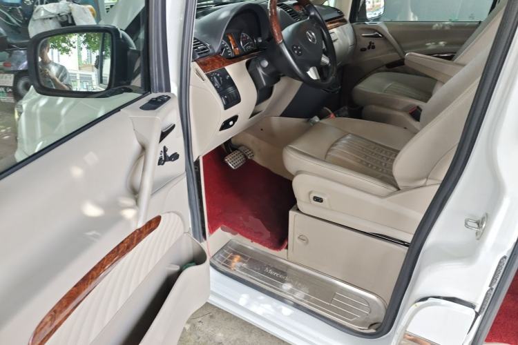Used Mercedes-Benz Viano 2015 3.0L Partner Edition Driver Seat