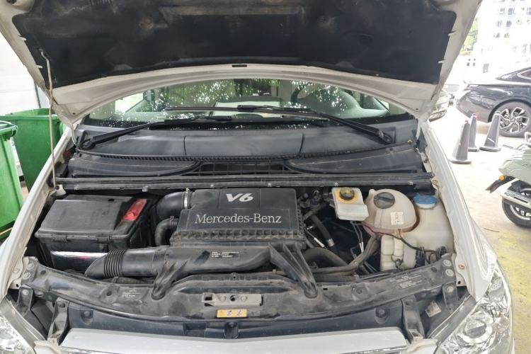 Used Mercedes-Benz Viano 2015 3.0L Partner Edition Engine Bay