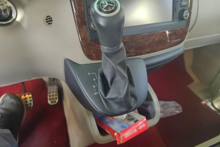 Used Mercedes-Benz Viano 2015 3.0L Partner Edition Gear Lever