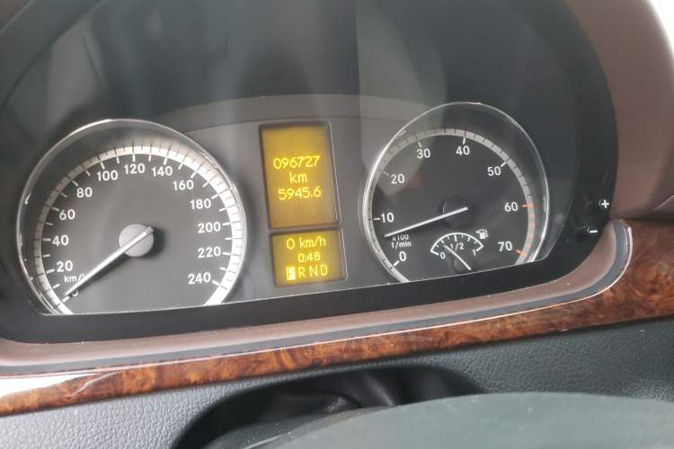Used Mercedes-Benz Viano 2015 3.0L Partner Edition Instrument Cluster